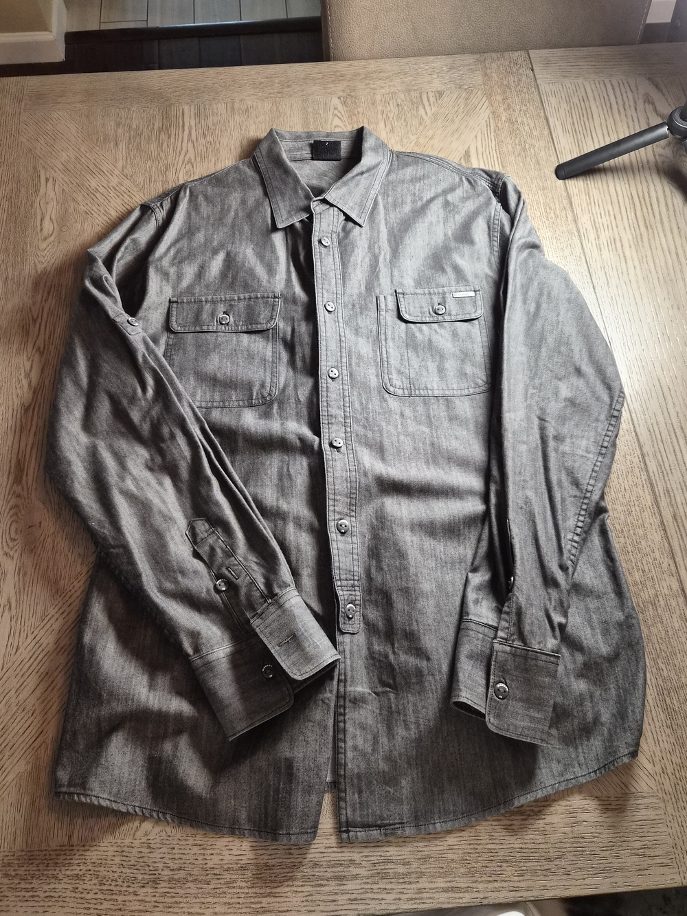 Oakley Men’s Grey Long-Sleeve Button-Down Work Shirt